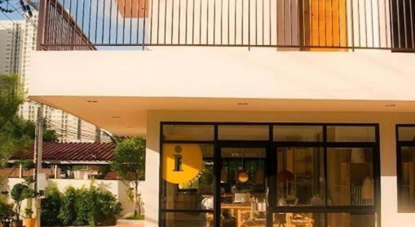 Yellow Moon Hotel Pattaya Extérieur photo