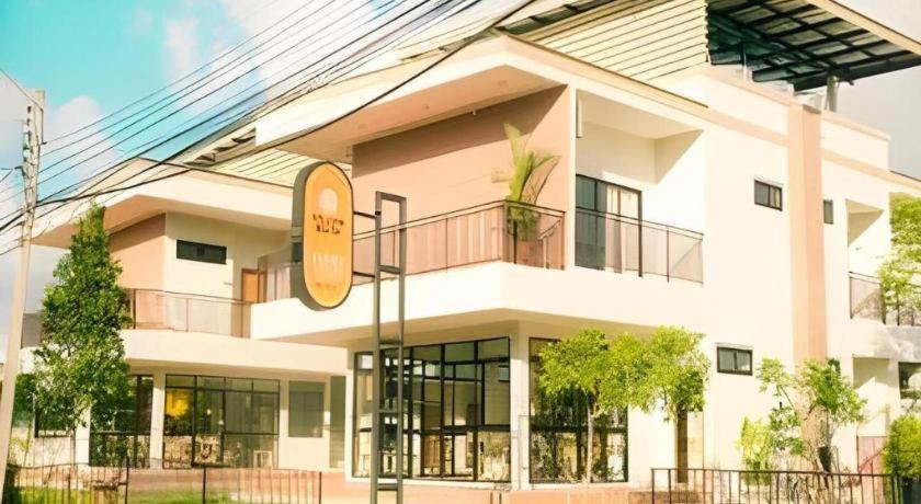 Yellow Moon Hotel Pattaya Extérieur photo