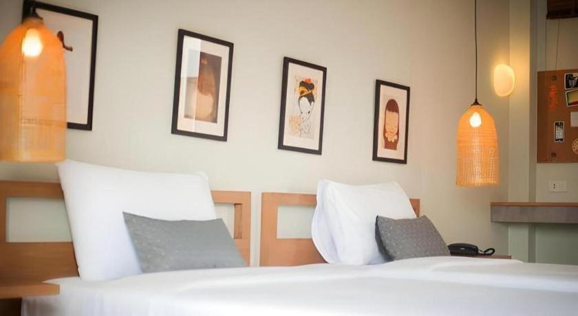 Yellow Moon Hotel Pattaya Extérieur photo