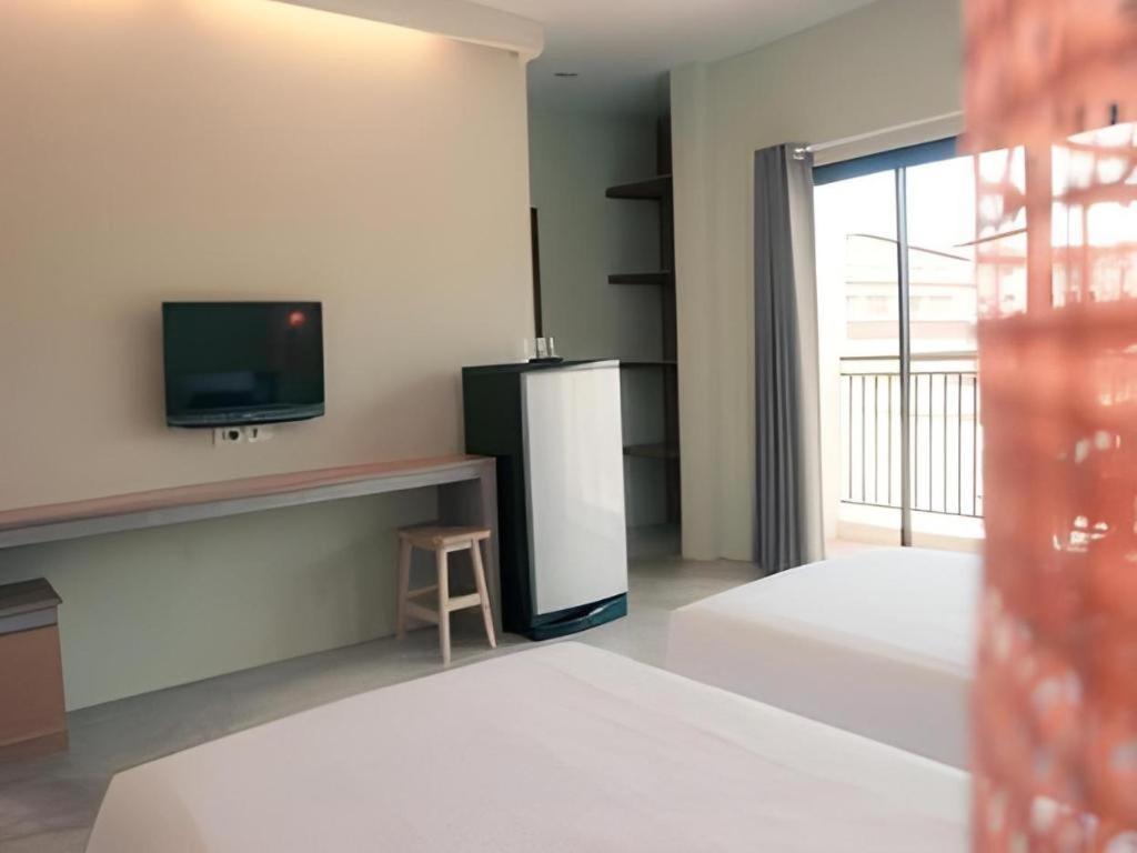 Yellow Moon Hotel Pattaya Extérieur photo
